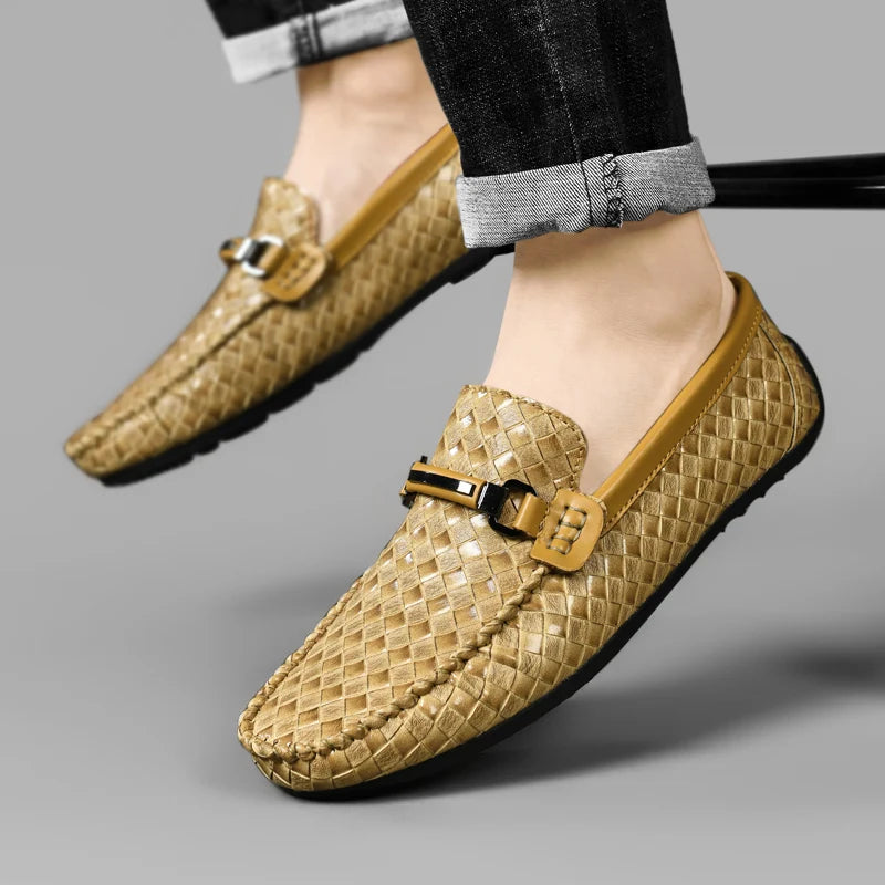 Men's casual shoes