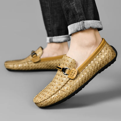 Men's casual shoes